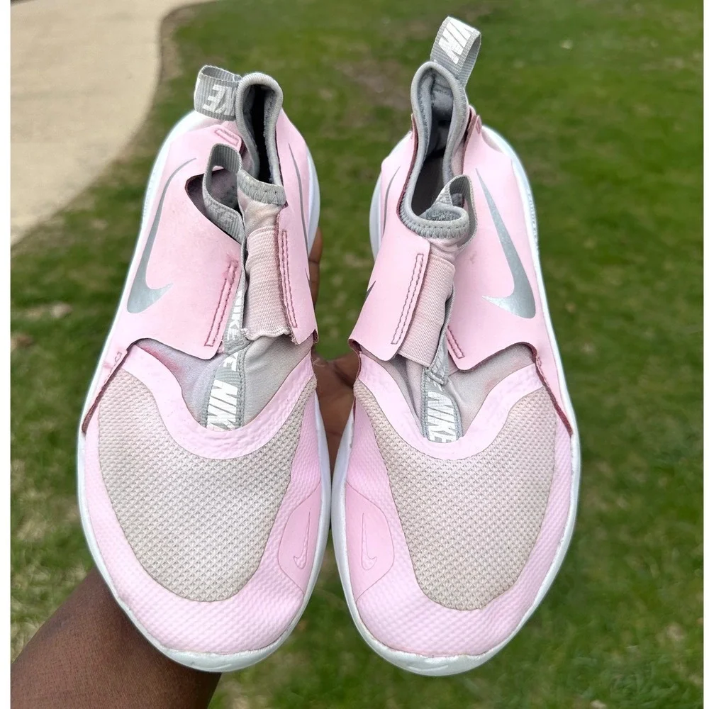 Nike Kids' Flex Runner 2 Sneaker Big Girl Size 4Y Pink Shoes